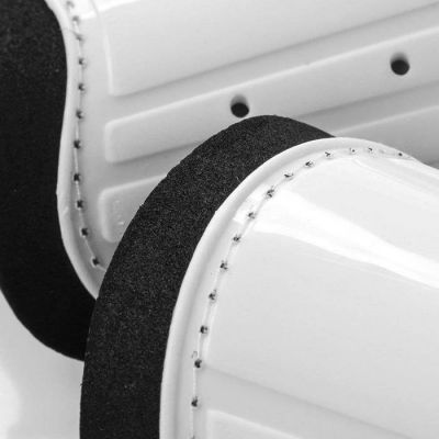 23. Meteor 20065-20068 Football Shin Guards