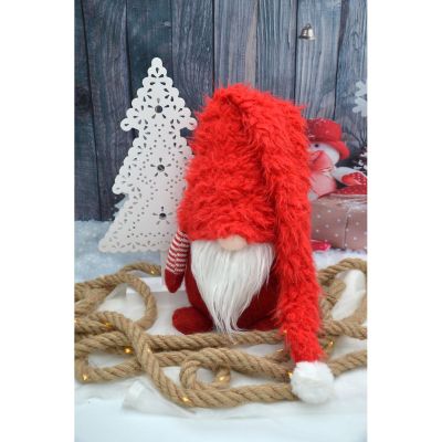 4. GNOME WITH FUR HAT 86CM