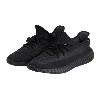 4. Adidas Yeezy Boost 350 V2 Onyx Men's Sneakers (2022/2023) - HQ4540