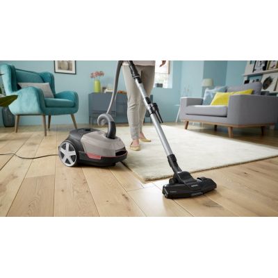 9. PHILIPS Series 5000 XD 5122/10 Vacuum Cleaner
