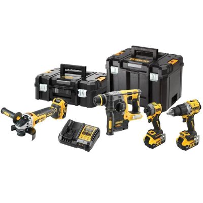 13. 4-Piece Combo Kit 18V XR DCK429P3T-QW DEWALT