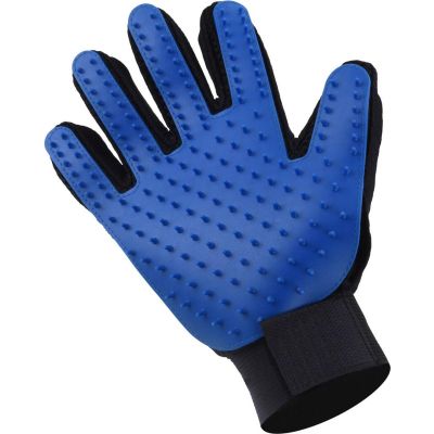 9. BLUE SPIKES DOG/CAT GLOVE