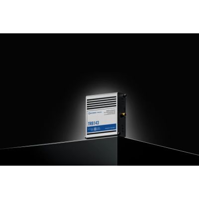 7. Teltonika TRB143 gateway/controller 10, 100, 1000 Mbit/s