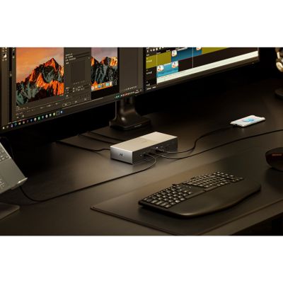 8. Kensington SD5000T5 EQ Thunderbolt 5 Docking Station with Triple 4K and PD 140W - Windows/macOS