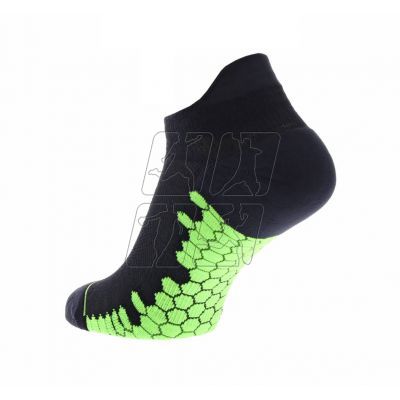 2. Socks inov-8 Trailfly Ultra Sock Low. 001004-BKGN-01