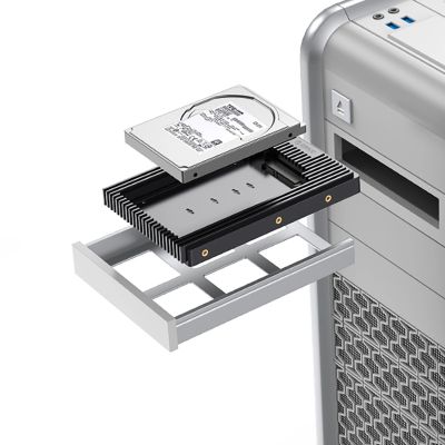 8. Orico D2SS-6G Drive Adapter 2.5" to 3.5" Converter - Black