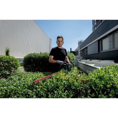 7. Metabo HS 18 LTX BL 75 Single Blade 4.4 kg