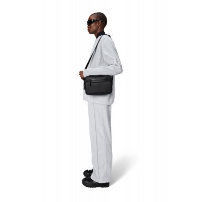 8. Rains Cargo Box Bag W3 14110 01