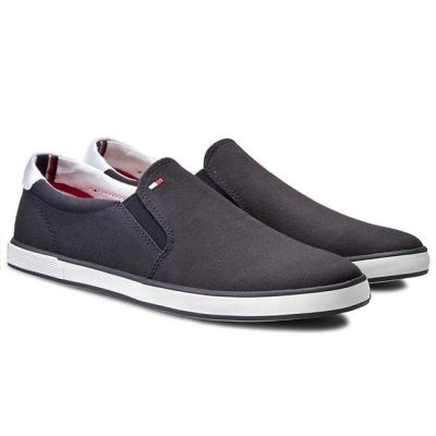 3. Tommy Hilfiger Harlow 2D M shoes FM568220903-403