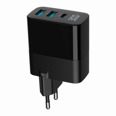 9. GEMBIRD 3-Port GaN USB Fast Mains Charger (PD) (2x USB-A + 1x USB Type-C), 30 W, LCD, Black