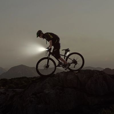 15. Wozinsky Thermal Bottle Bag for Bike or Scooter 1L Black (WBB29BK)