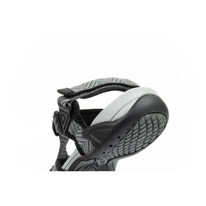 8. CMP M 38Q9957/48UR sandals