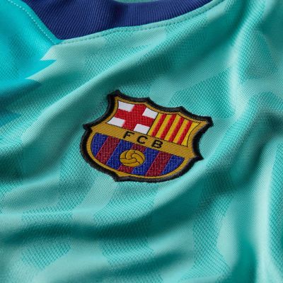 8. Nike FC Barcelona Stadium 2026/27 Kids' Jersey Green II6686 301