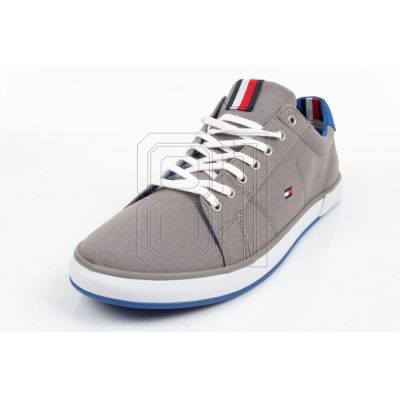 8. Tommy Hilfiger M FM0FM00596039 sneakers
