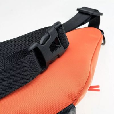 5. Iguana Modony waist bag 92800482362