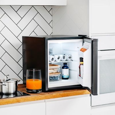 11. Thermoelectric cooler ADLER AD 8089