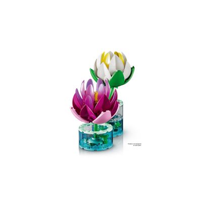5. LEGO Botanical Collection 11511 - Water Lilies