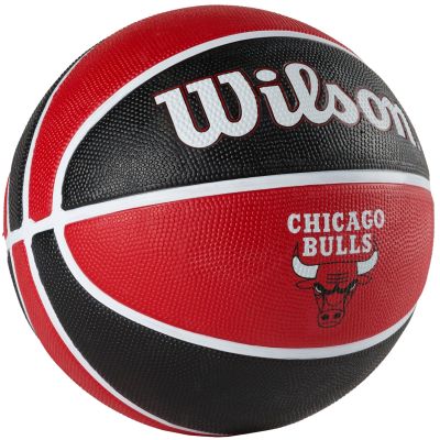 2. Wilson NBA Team Chicago Bulls Ball WTB1300XBCHI