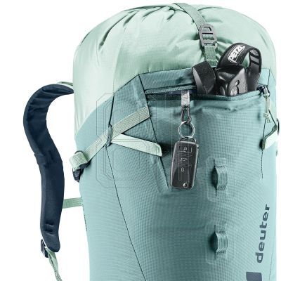 12. Deuter Guide 28 SL Backpack 3361223-2288