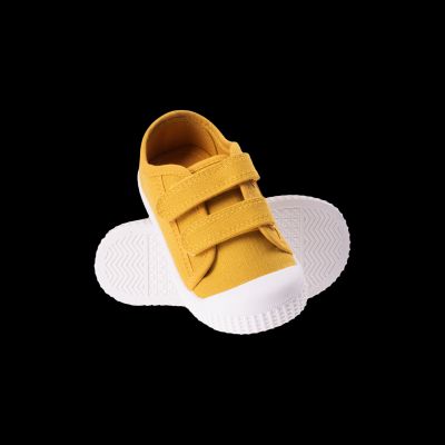 4. TUNDI KDB Children's Sneakers