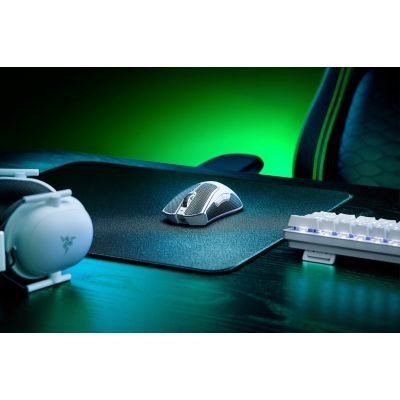 3. Razer DeathAdder V3 Pro Gaming Mouse Right Side RF Wireless + USB Type-C Optical 30000 DPI