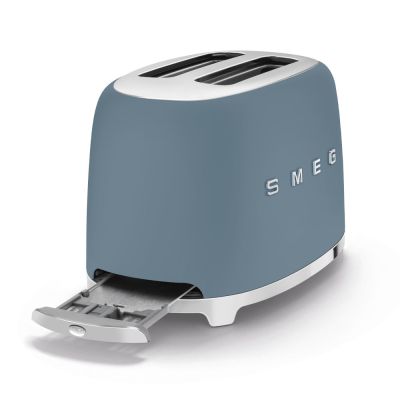 5. SMEG TSF01SBMEU Toaster