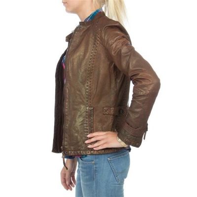 4. leather Wrangler WR4030ZC81