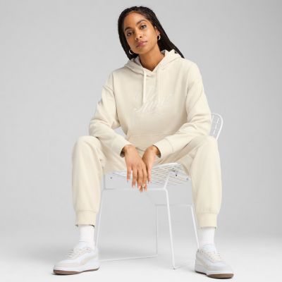 7. Puma Ess Script Comfort Hoodie W 684983 87