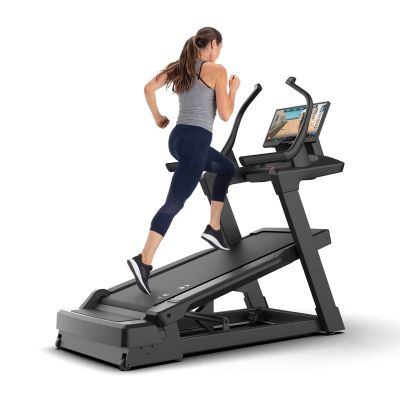 8. FREEMOTION ELECTRIC TREADMILL INCLINE TRAINER i24