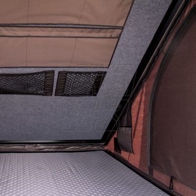 10. Offlander Triangle roof tent OFF_RTT_TAHAT