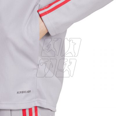 6. Adidas Squadra 25 Training M JP3389 sweatshirt