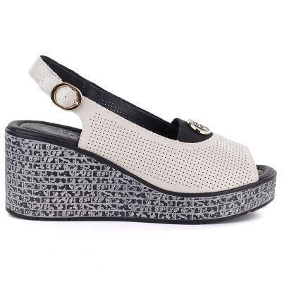 2. Women's leather wedge sandals with openwork beige S.Barski 7010