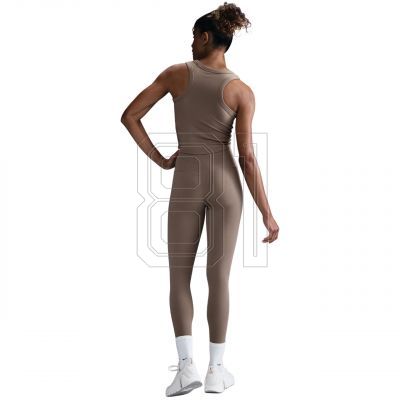 6. Nike Dri-Fit One Fitted Crop W T-shirt FN2806 233