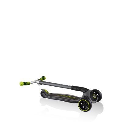 6. Globber Master Prime 3-Wheel Scooter / Black - Lime Green 664-106