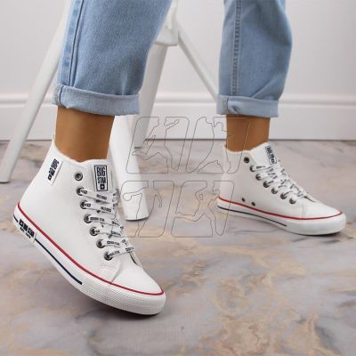 2. Big Star W INT1898A insulated sneakers white