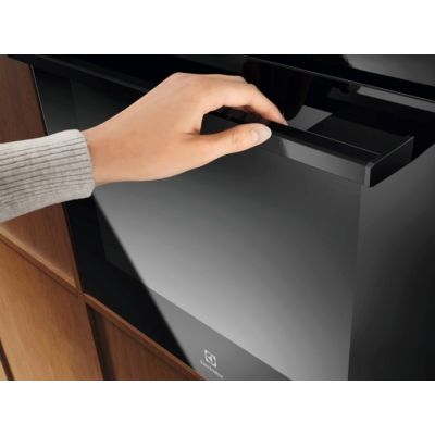 3. Electrolux LOF3H10K 700 72 l electric oven | convection | telescopic guides | steam cleaning | black