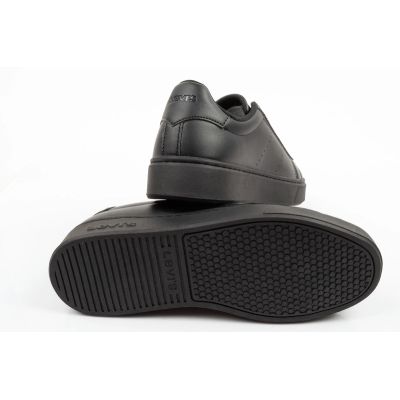 8. Levi's Evelyn children's sports shoes black youth sneakers