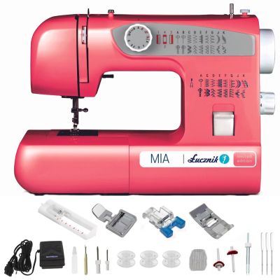 Łucznik Mia sewing machine