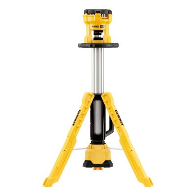 2. DeWalt DCL079-XJ Telescopic Tripod Lamp (3000 lm; Warm White)