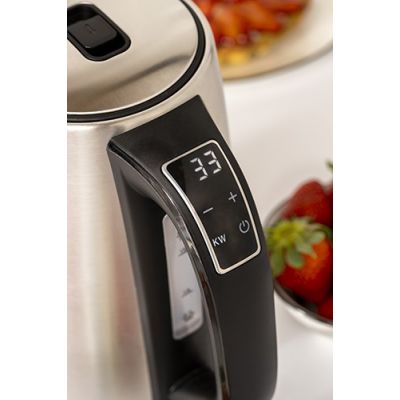 10. ADLER AD 1340 electric kettle