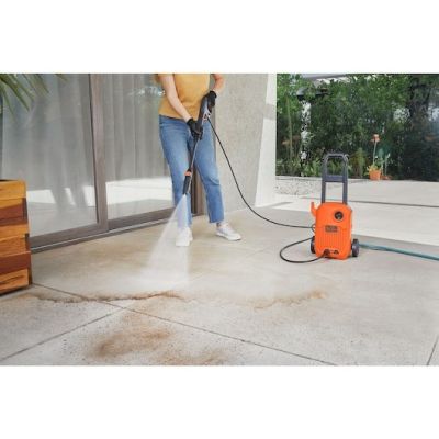 8. Black & Decker BEPW1300L-QS Compact Pressure Washer Electric 312 l/h Orange