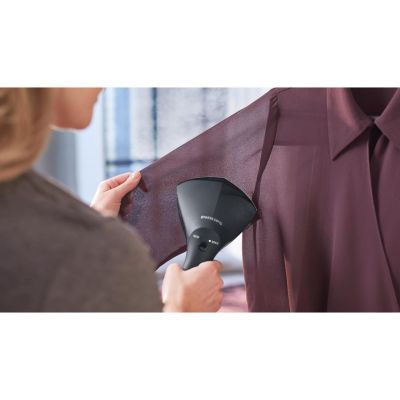 27. PHILIPS GC 800/80 Garment Steamer