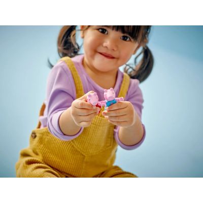 7. LEGO Peppa Pig 10431 Peppa Pig's Garden and Treehouse