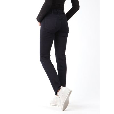 2. Wrangler True Blue Slim W W27GBV79B jeans