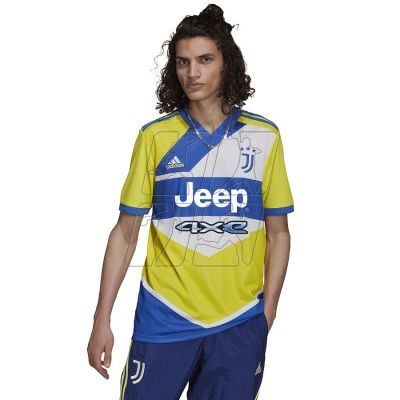 3. Adidas Juventus 3rd Jersey M GS1439