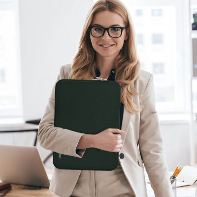 9. Tech-Protect Sleevy Laptop case 13-14 - green