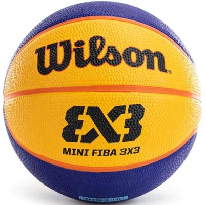 5. WILSON FIBA 3x3 MINI BASKETBALL