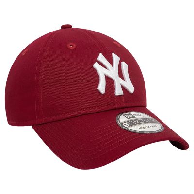 2. New Era League Essentials 9TWENTY New York Yankees Cap 60471469 Burgundy OSFM