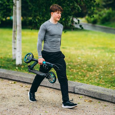 6. HM124T TURQUOISE SCOOTER WITH DISC BRAKE NILS EXTREME