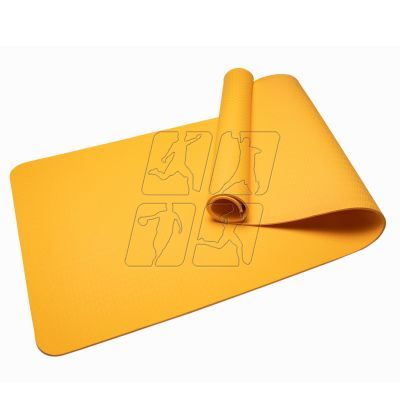 9. Body Sculpture TPE Yoga Mat BB8302EO6MM